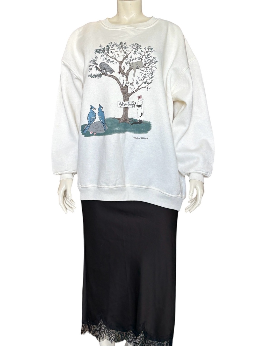Vintage Off White Graphic Crewneck Sweater with Animal & Nature Illustration XL